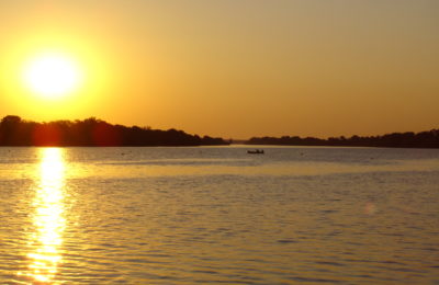 Romantic Zambezi Sundowner!